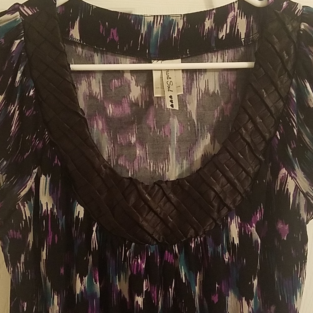 Shirt - Picture 2 of 2